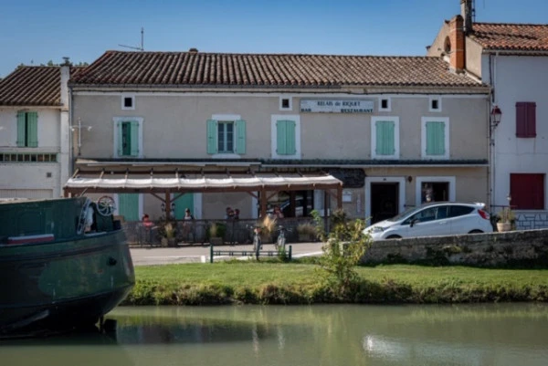 Bar restaurant   Labastide d'Anjou